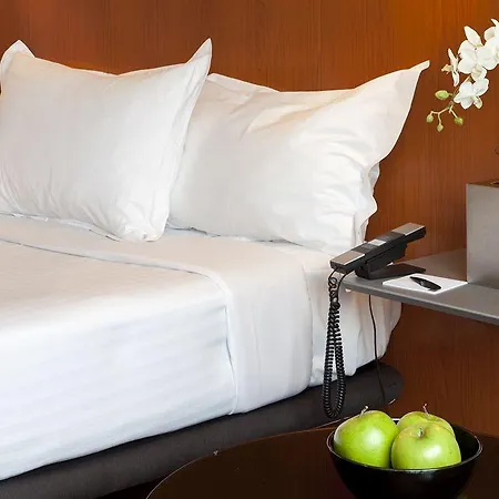 Ac By Marriott 4* 아 코루냐